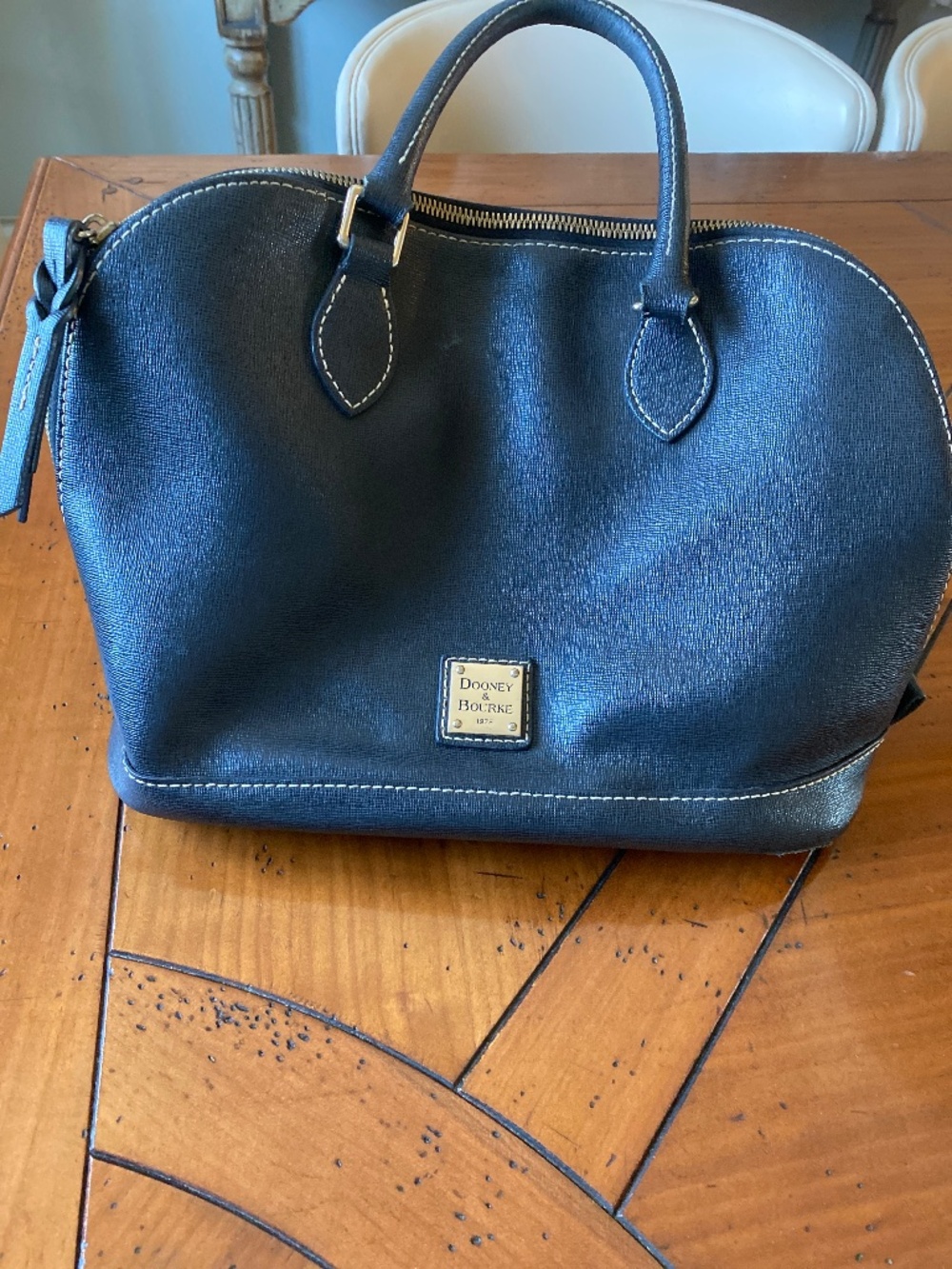 Dooney & Bourke Purse